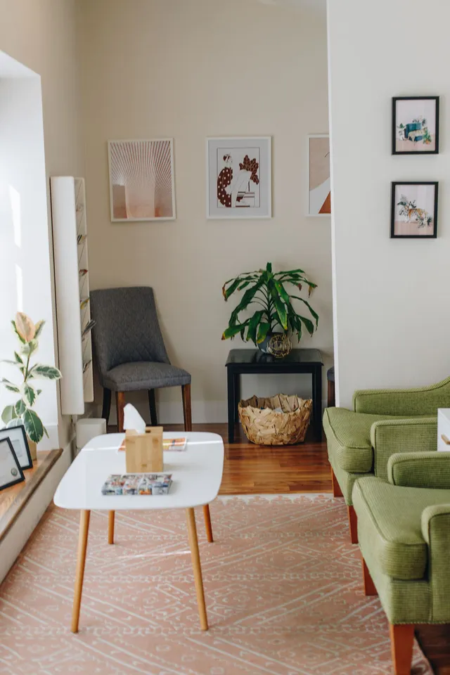 Private waiting room at the Coastal Therapy Group office in Carlsbad Village