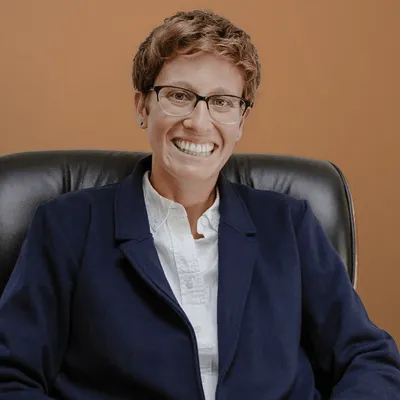 Portrait of Jenna Suway, PhD, licensed psychologist at Coastal Therapy Group in Vista, CA