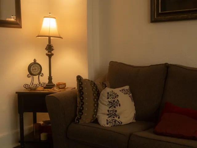 A lamp-lit corner of the couch in a therapy room at Coastal Therapy Group's Pasadena office